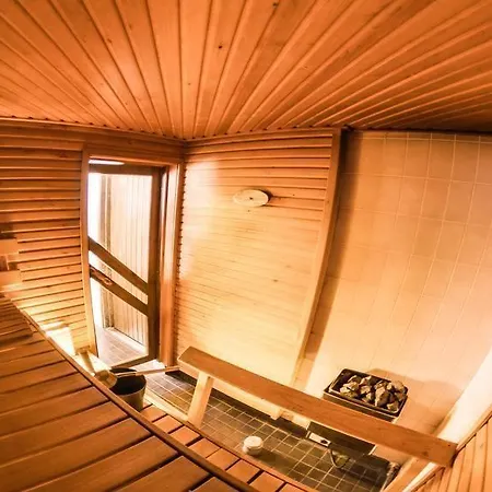 Estalagem Kuukkeli 2*