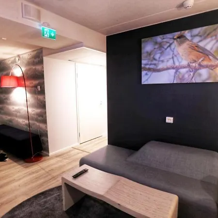 Estalagem Kuukkeli 2*